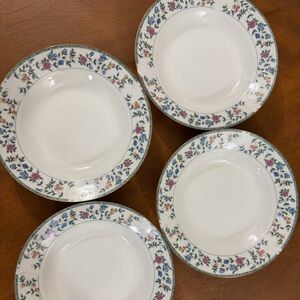 Floral Rimmed Dinner Bowls - Set of 4